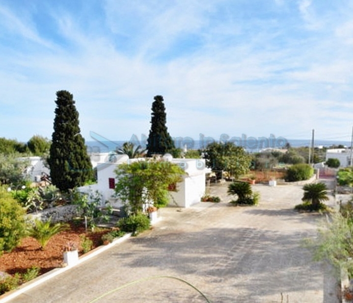 Villetta con Giardino e Vista Mare