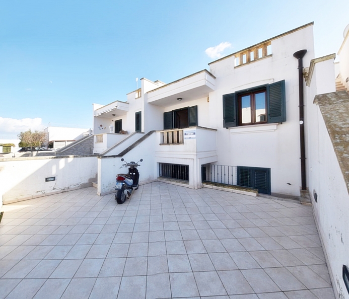 Rifinita Villetta su Due Livelli