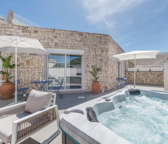 Elegante Trilocale con Terrazza e Posto Auto