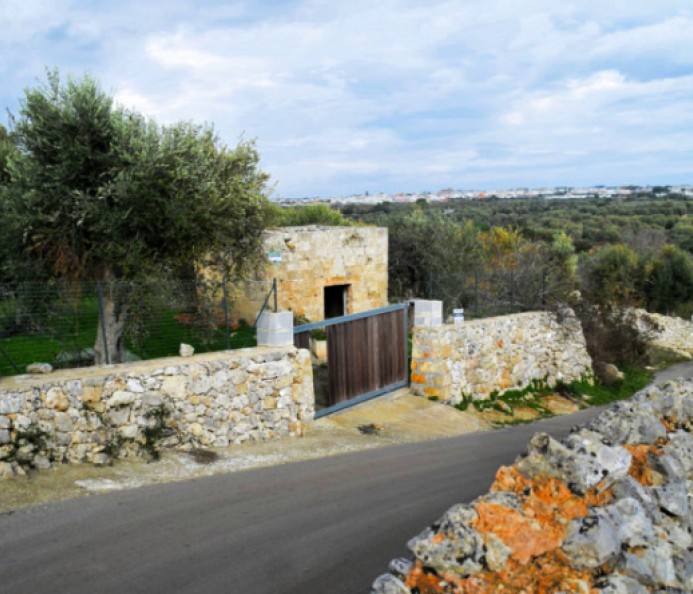 Terreno con Antico fabbricato - Vista Mare